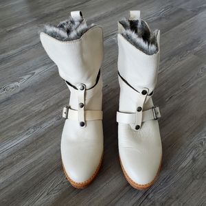 Women's Cream Fur-Trim Leather Ankle Booties